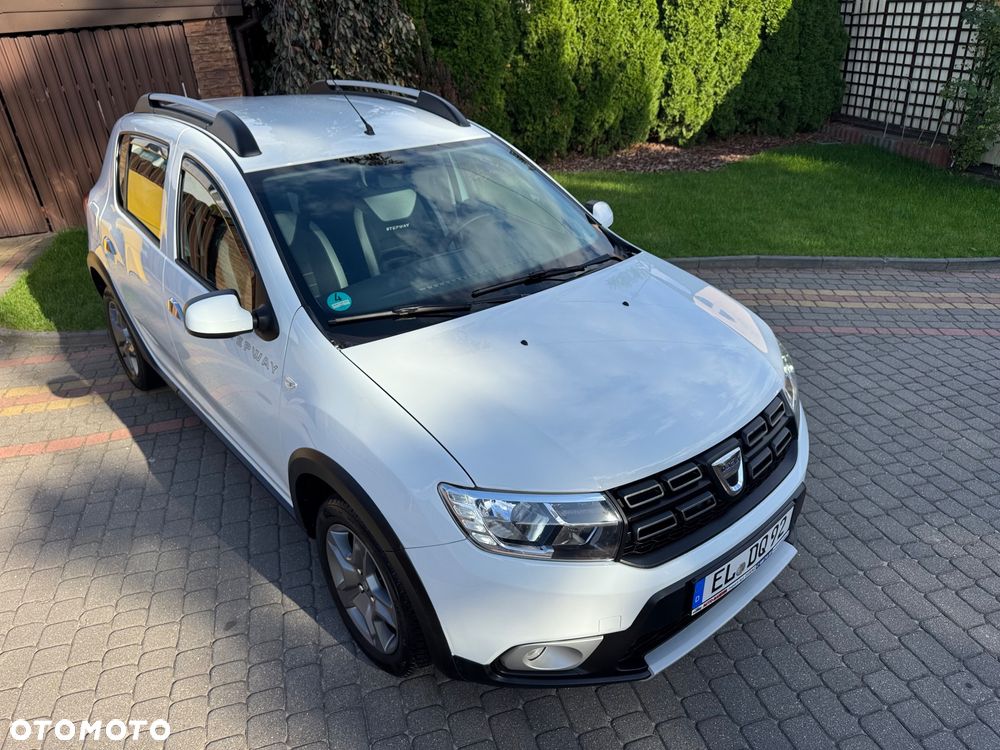 Dacia Sandero Stepway TCe 90 (S&S) Essential - 8