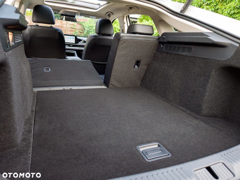 Bestune B70 2.0T Elegance - 28