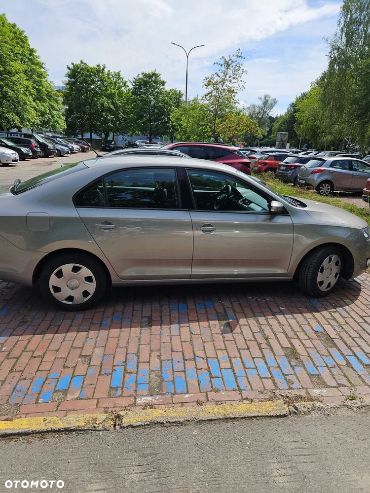 Skoda RAPID 1.2 TSI Ambition - 7