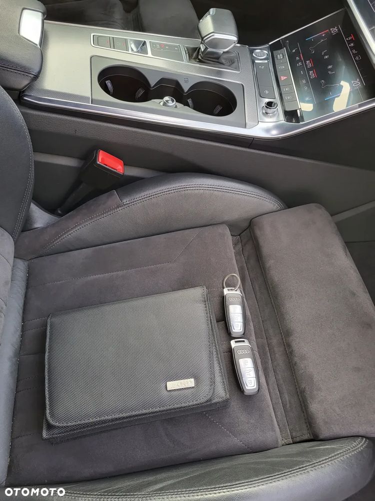 Audi A6 - 40