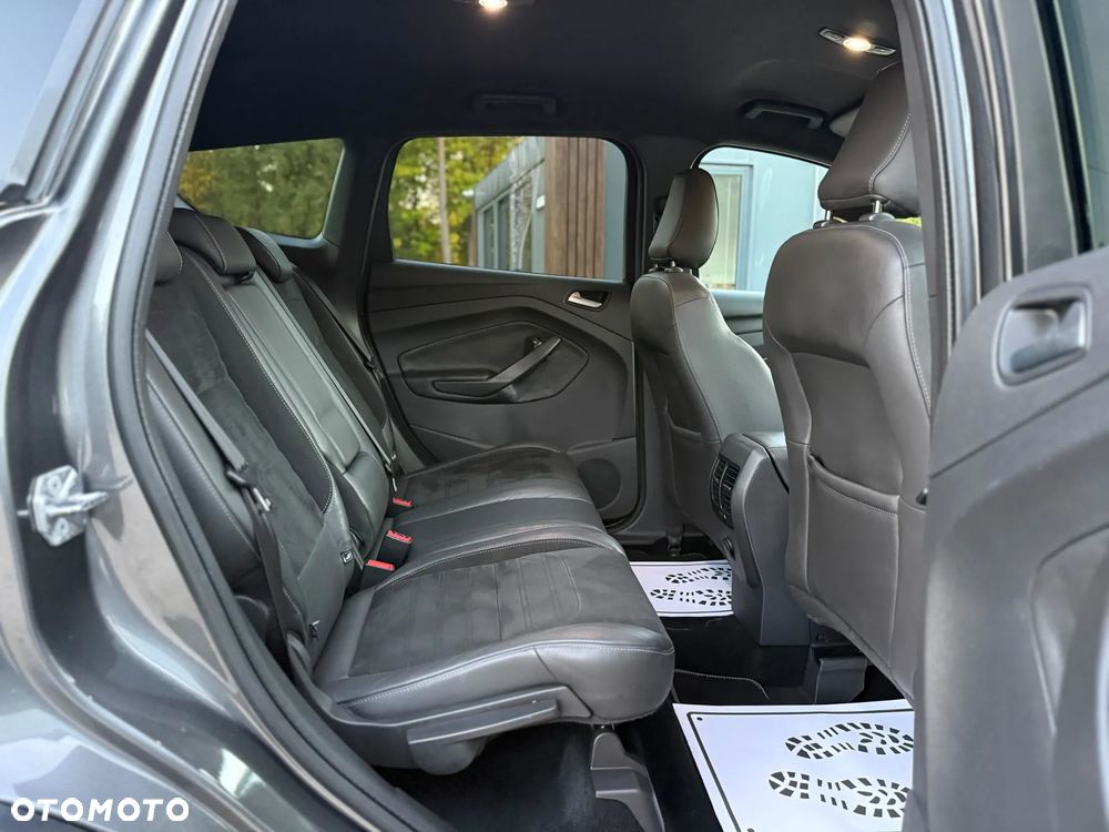 Ford Kuga - 17