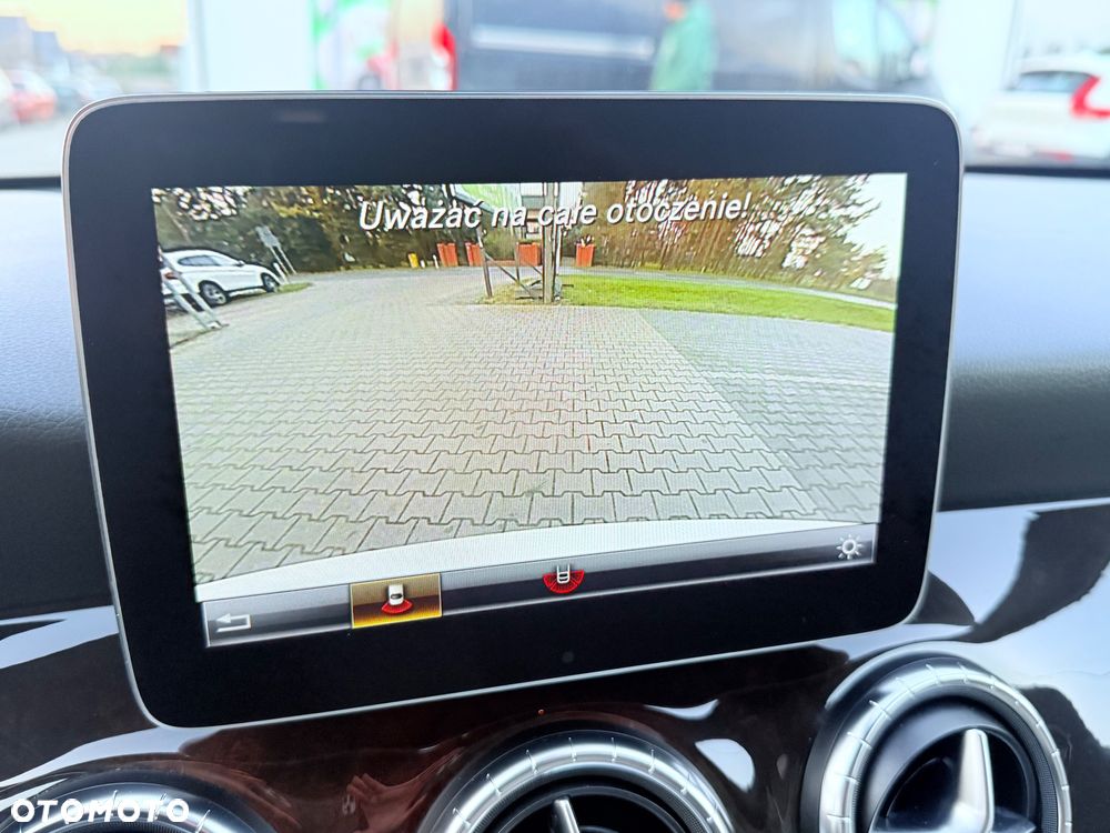 Mercedes-Benz CLA 250 4-Matic AMG Line - 34