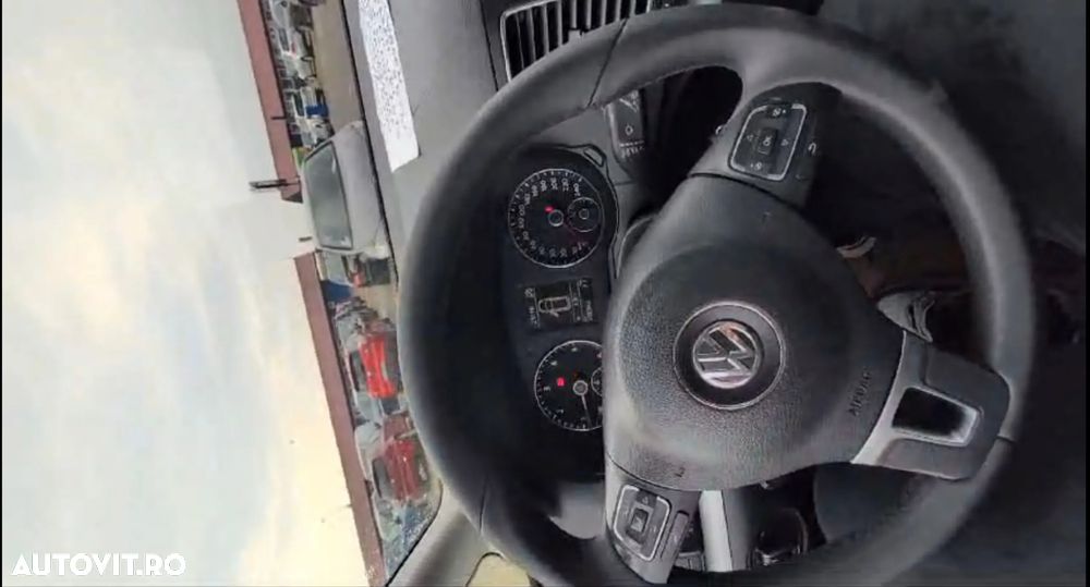 Volkswagen Sharan - 8