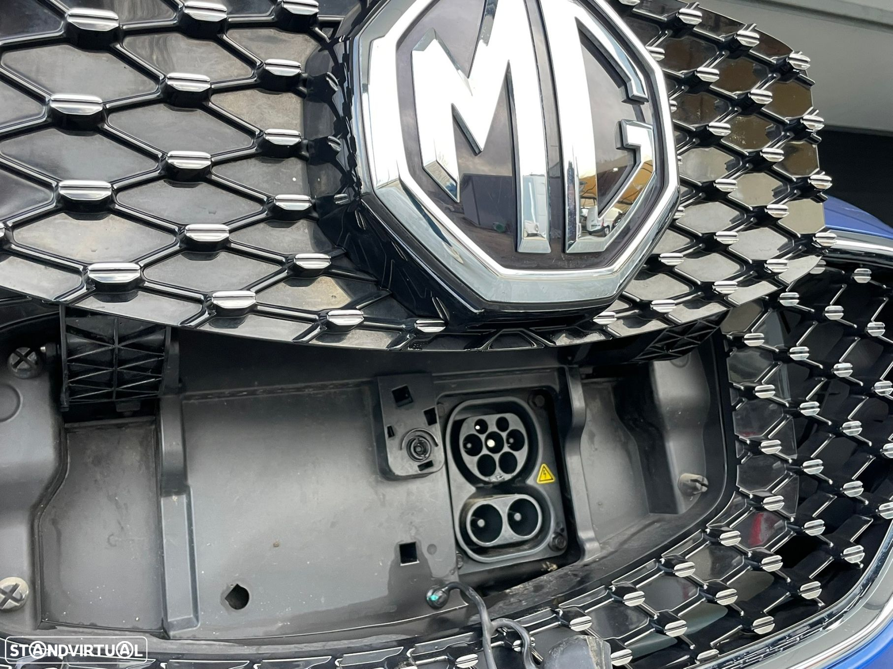 MG ZS EV 44.5 kWh Luxury - 35