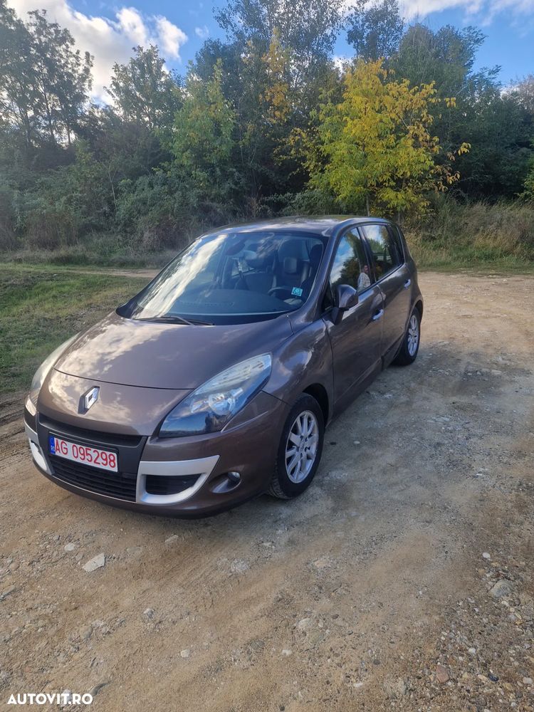 Renault Scenic 1.9 dCi FAP Avantage - 10