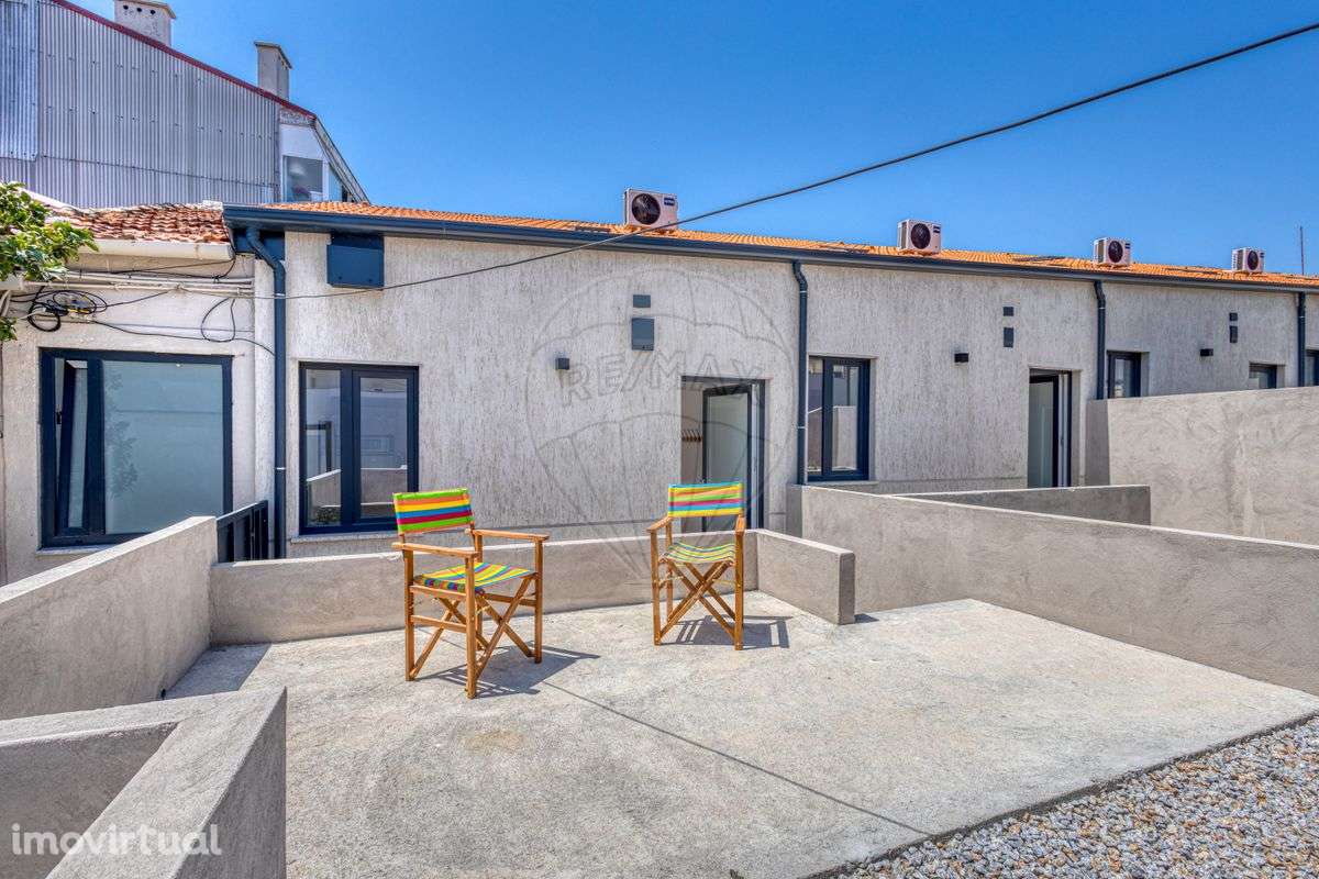 Moradia T1 para venda - Grande imagem: 3/23