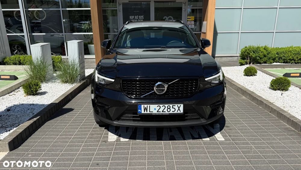 Volvo XC 40 B3 Plus Dark - 2