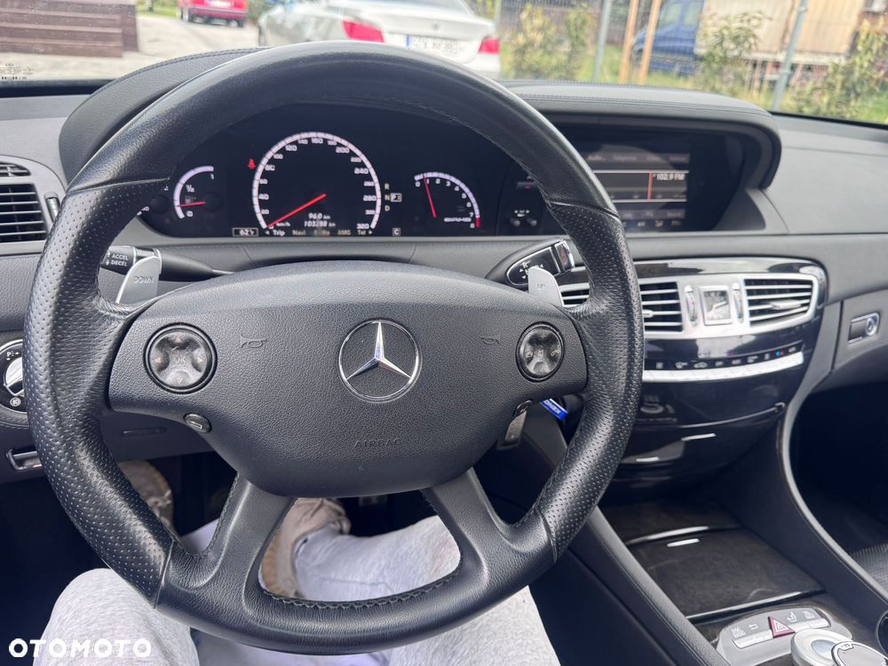 Mercedes-Benz CL 63 AMG - 23