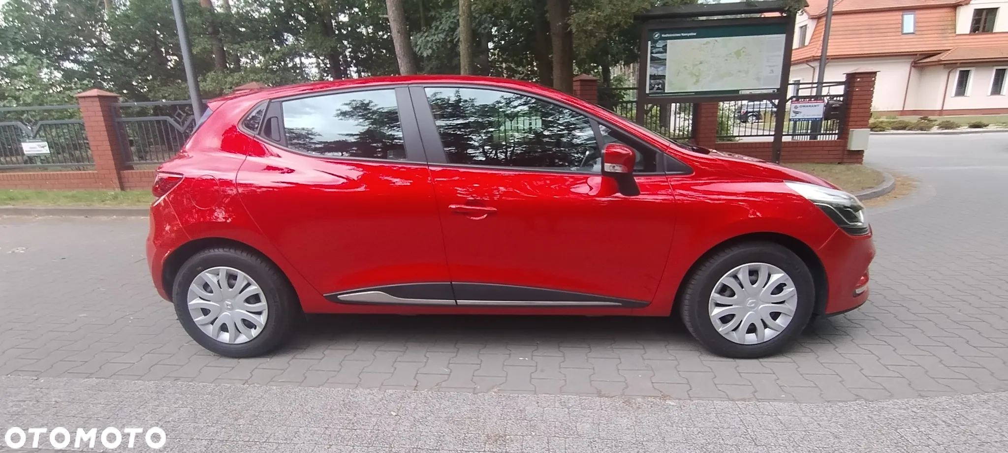 Renault Clio - 9