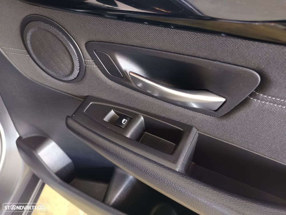 BMW 216 Gran Tourer d 7L Line Sport - 40