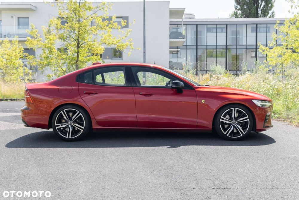Volvo S60 T5 R-Design - 8