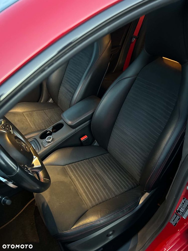 Mercedes-Benz CLA 250 Sport 7G-DCT - 16