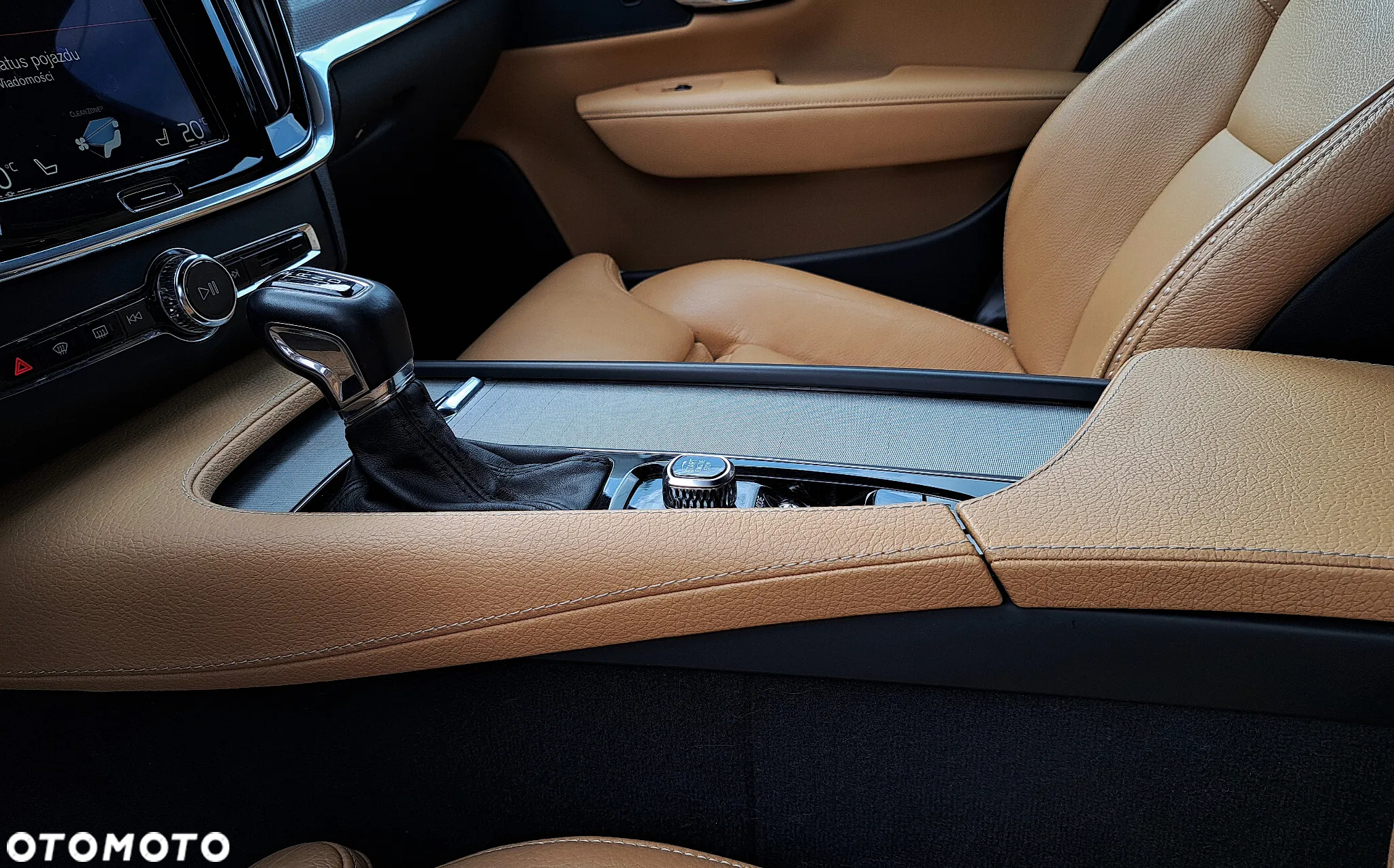 Volvo V90 Cross Country D4 AWD Geartronic Pro - 15