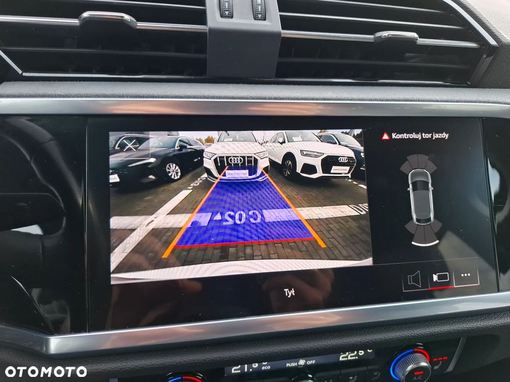 Audi Q3 Sportback - 27