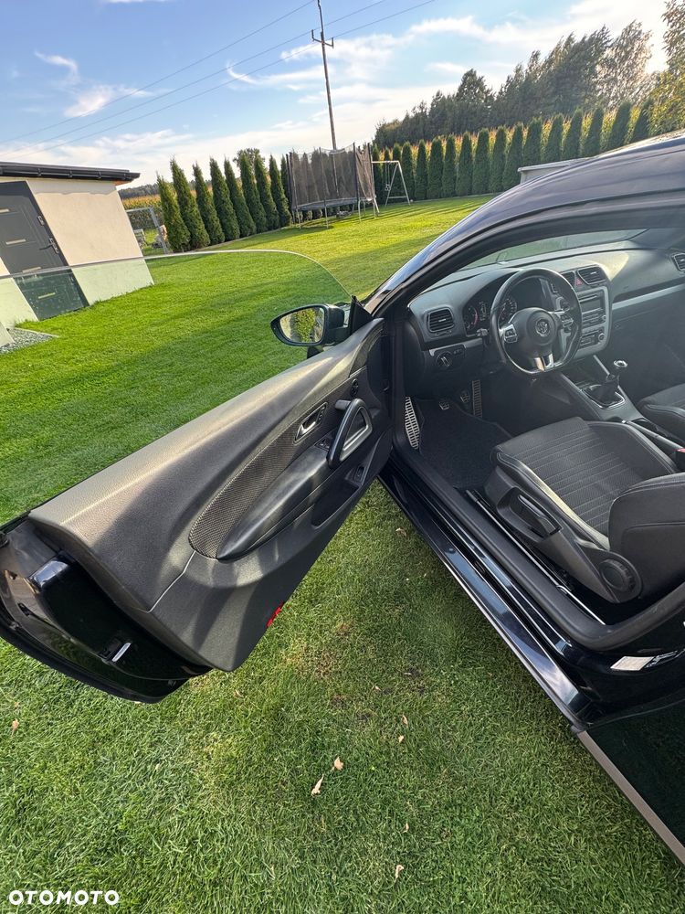 Volkswagen Scirocco 2.0 TDI - 12