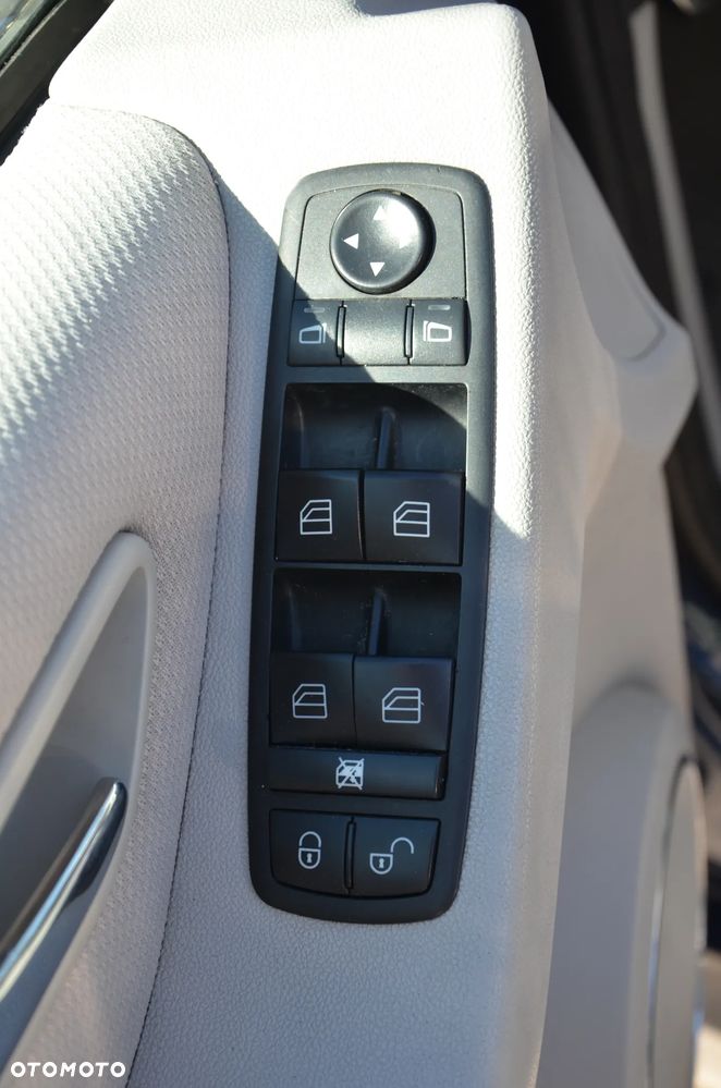 Mercedes-Benz Klasa B 170 - 12