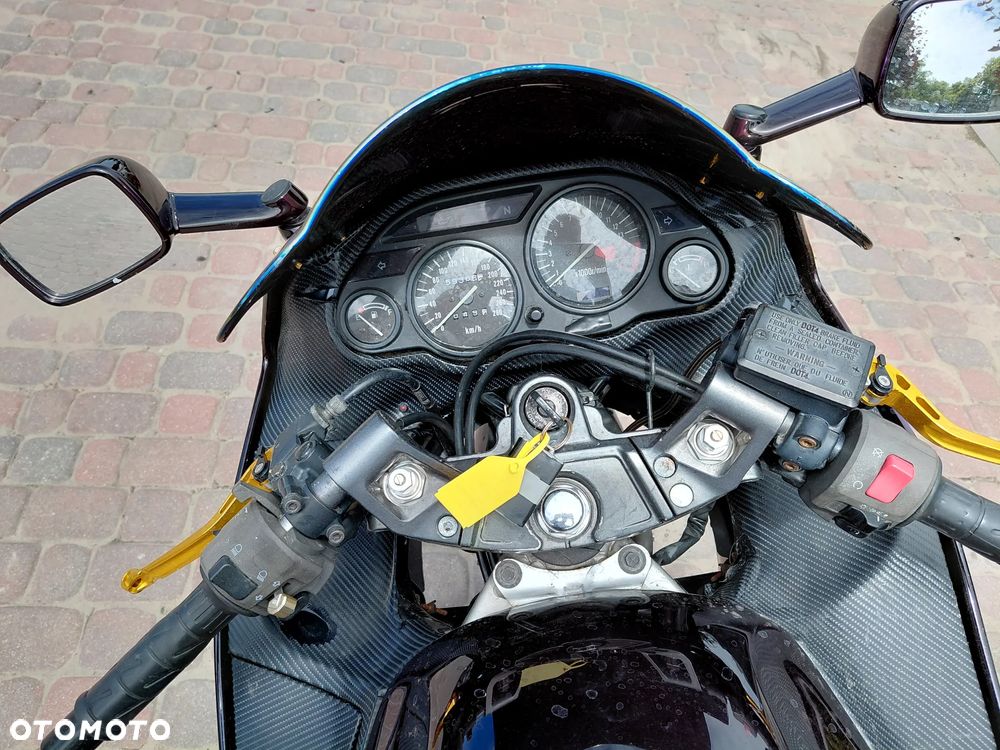 Kawasaki ZZR - 9