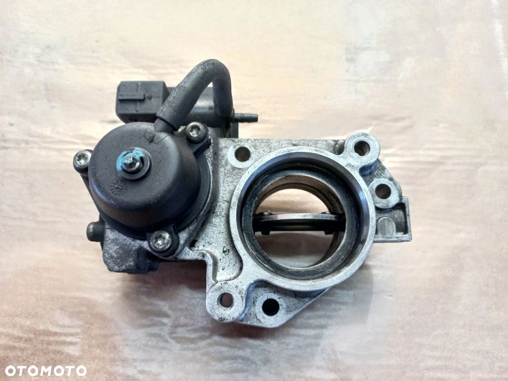 Touran I przepustnica 1,9TDI Volkswagen