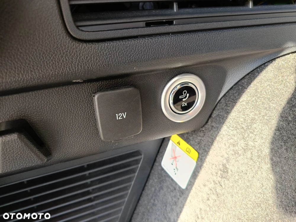 Ford Kuga - 25