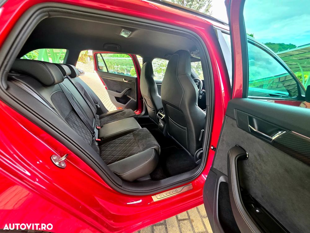 Skoda Superb 2.0 TDI DSG Sportline - 15