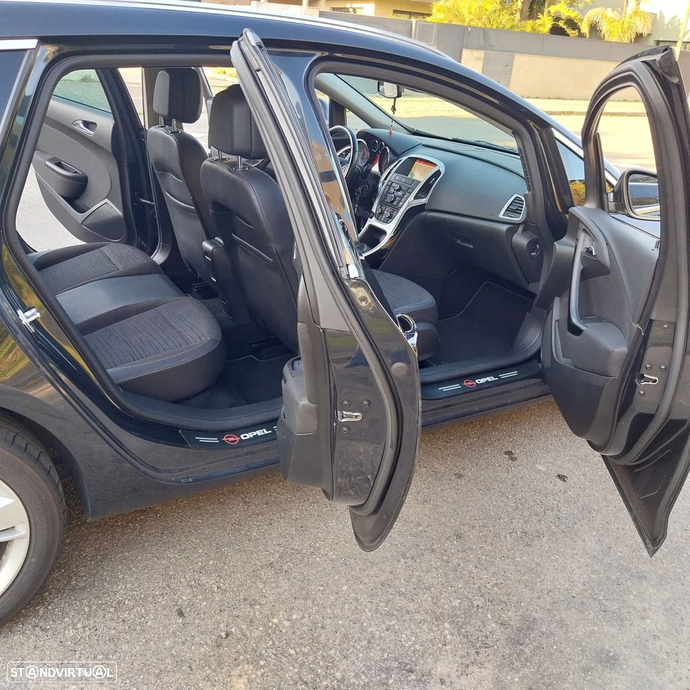 Opel Astra Sports Tourer 1.6 CDTi Executive S/S - 27