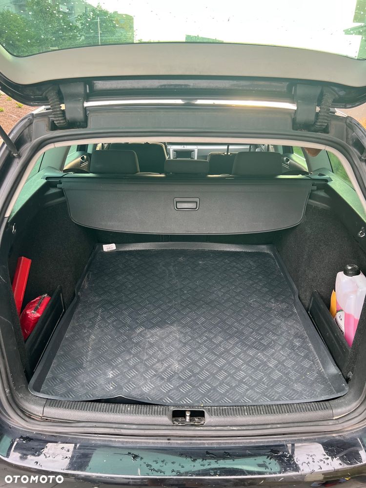 Volkswagen Passat - 7
