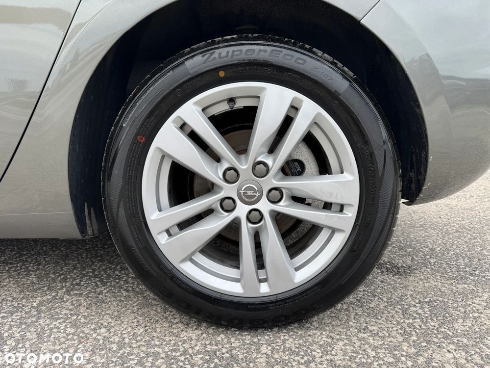 Opel Astra 1.4 Turbo Innovation - 32