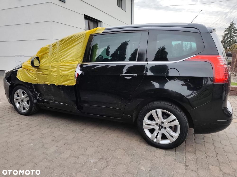 Peugeot 5008 - 4