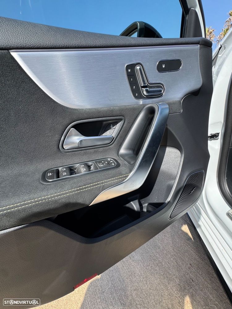 Mercedes-Benz A 45 AMG S 4Matic+ Speedshift DCT 8G Line Premium - 41