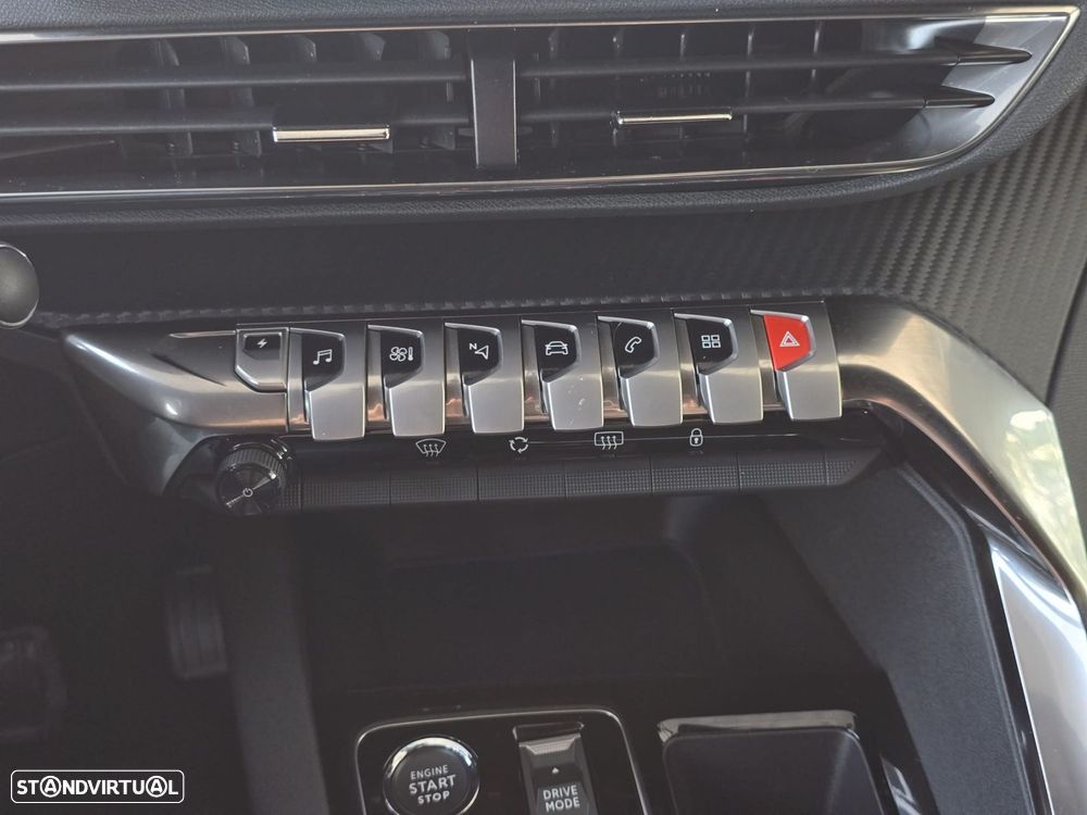 Peugeot 3008 - 11