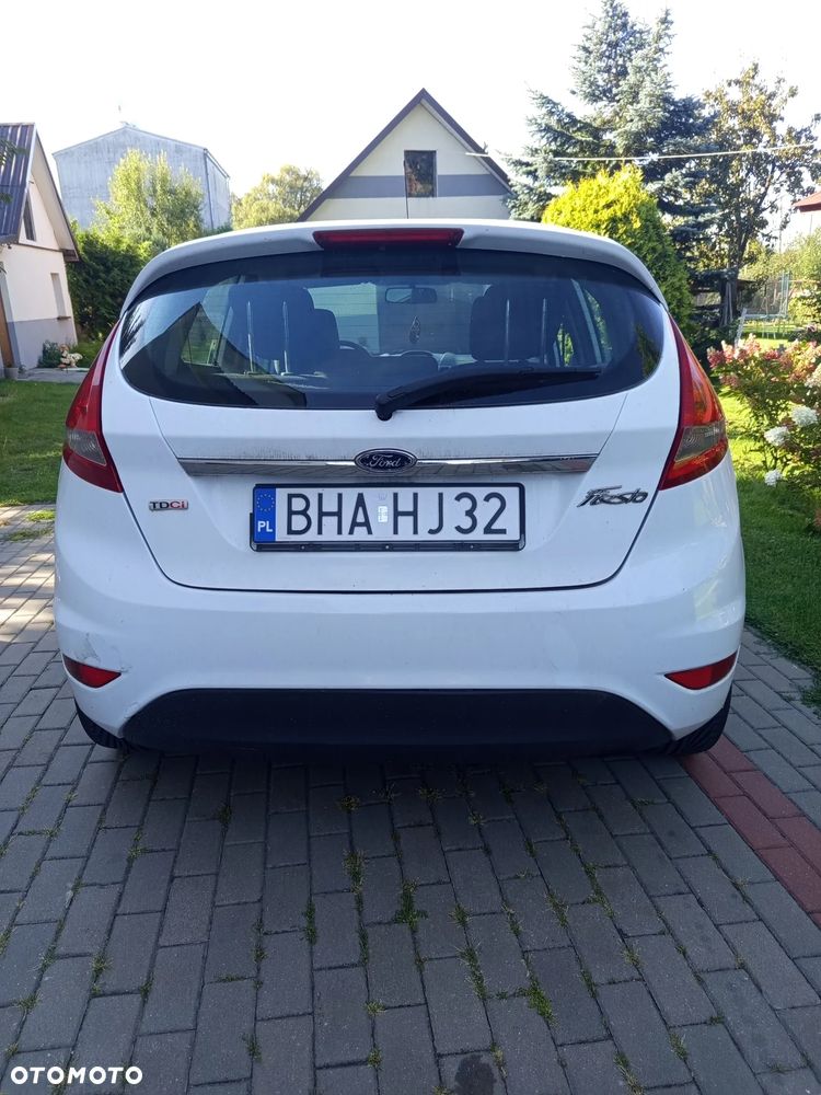 Ford Fiesta 1.4 TDCI - 8