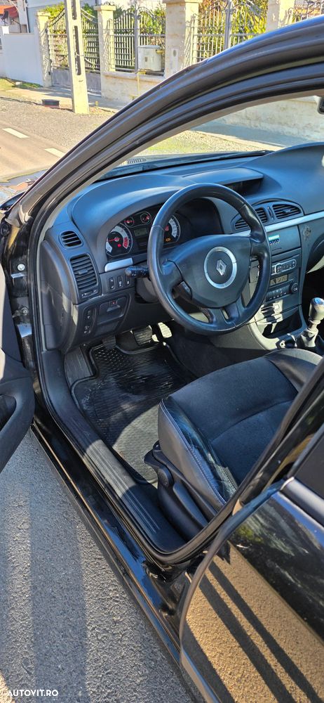 Renault Laguna 1.9 dCi Authentique - 5