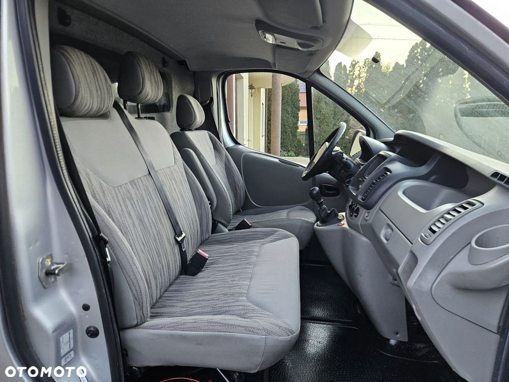 Renault Trafic - 8