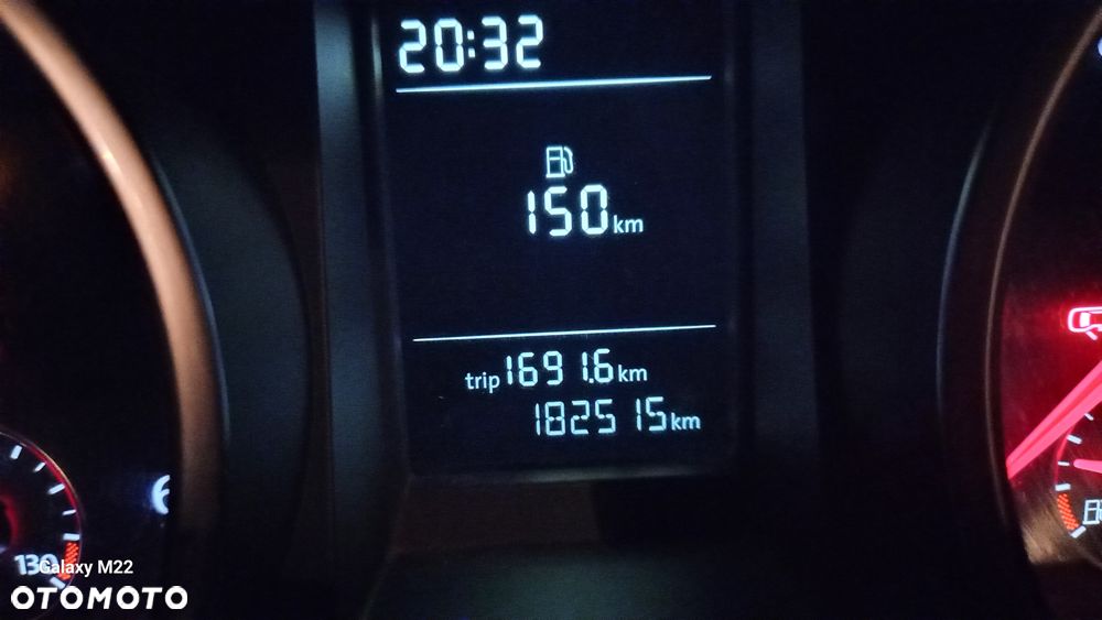 Volkswagen Golf 1.6 TDI BlueMot Comfortline - 8