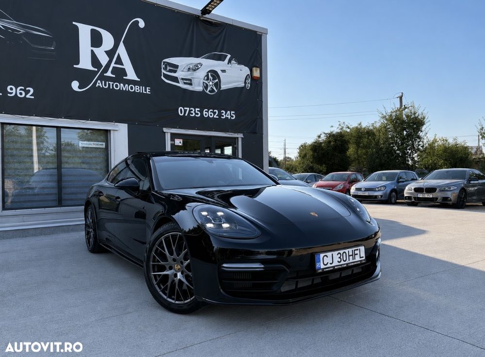 Porsche Panamera 4 E-Hybrid - 1