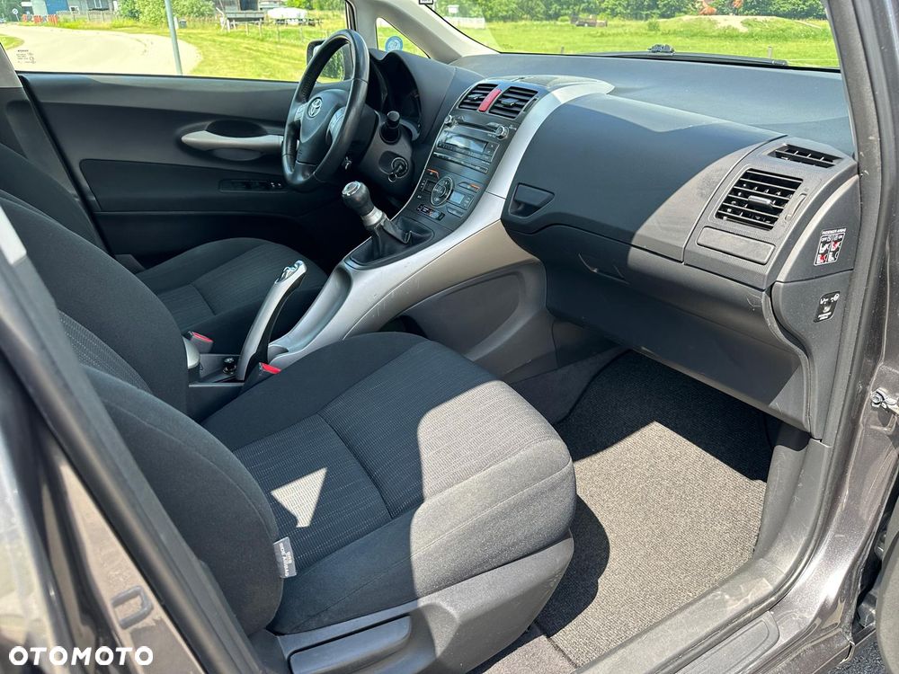 Toyota Auris 1.6 VVT-i Luna - 12