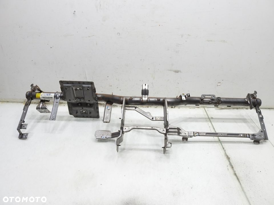 BELKA STELAŻ KONSOLI KIA SORENTO I LIFT - 2