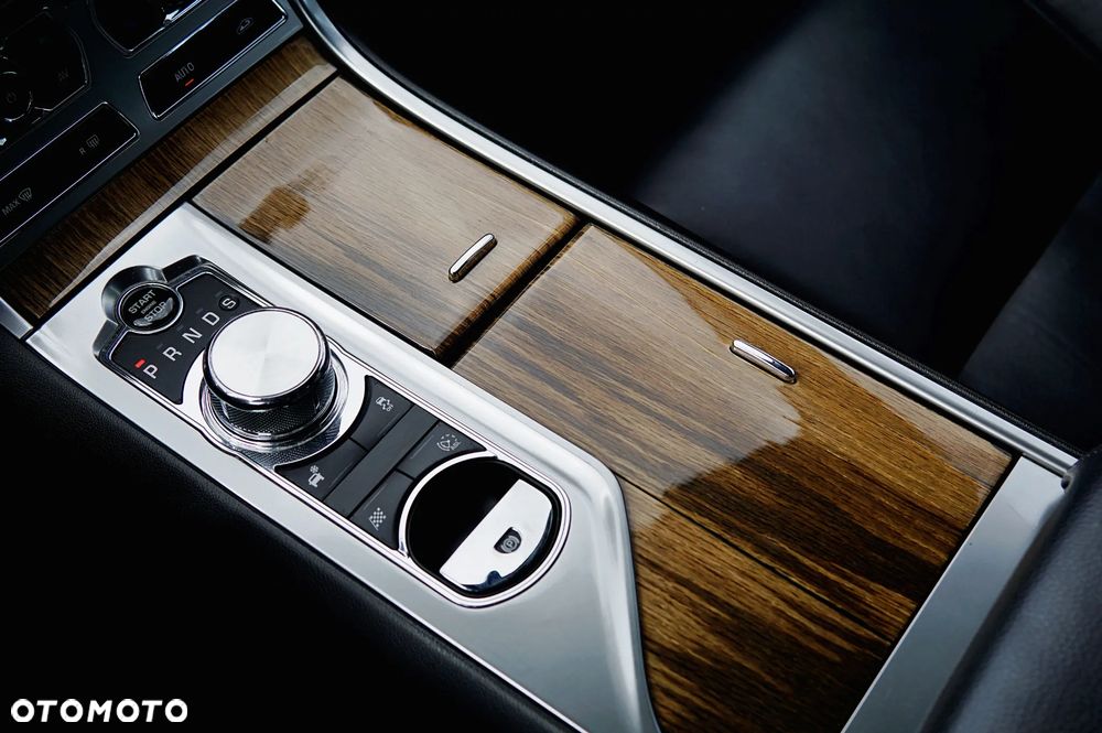 Jaguar XF 3.0 V6 D Luxury - 19