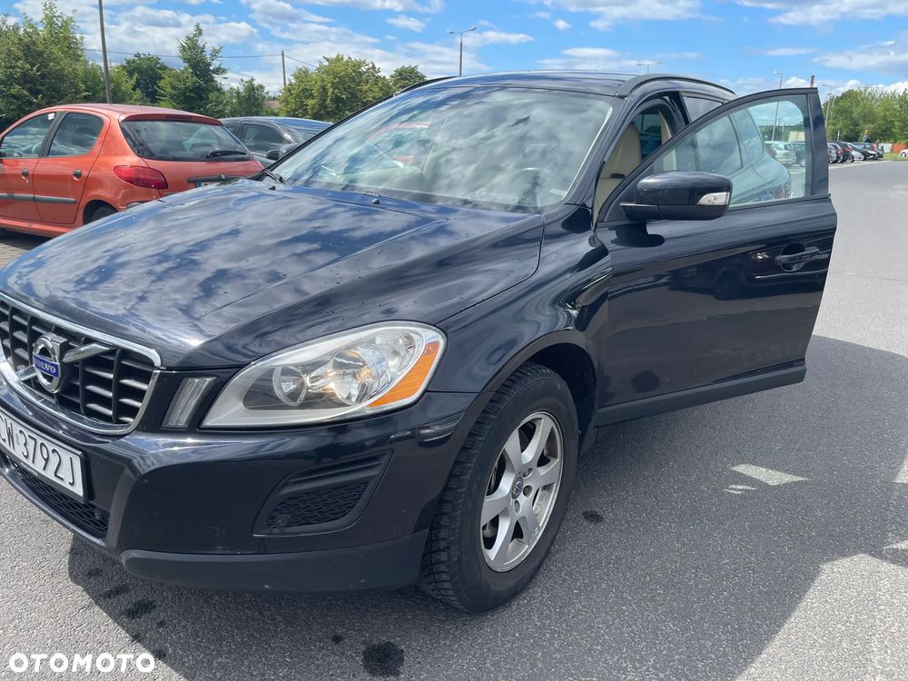 Volvo XC 60 D3 Momentum - 1