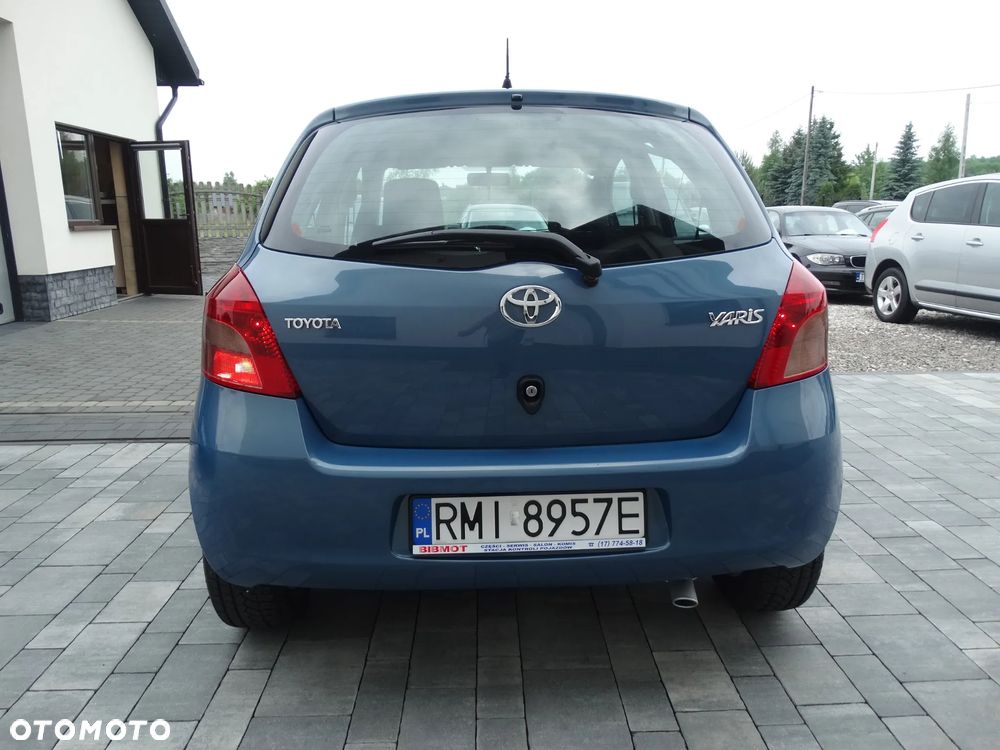 Toyota Yaris 1.3 VVT-i Cool - 7