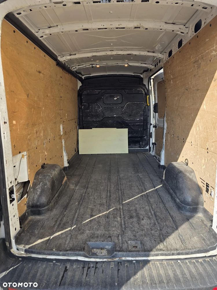 Ford Transit - 3