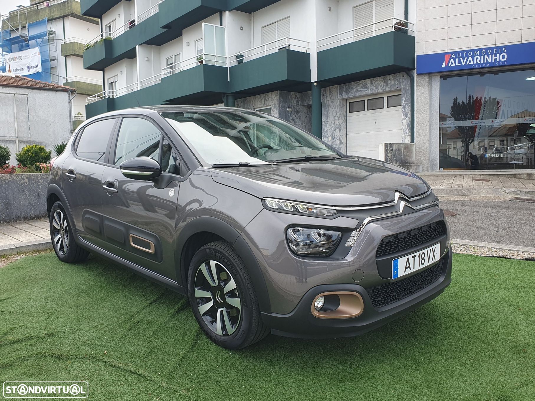 Citroën C3 1.2 PureTech C-Series - 1