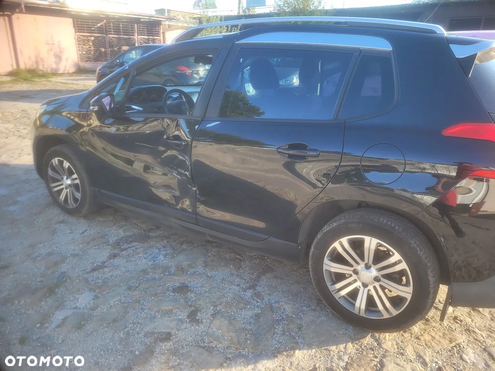 Peugeot 2008 PureTech 82 Allure - 16