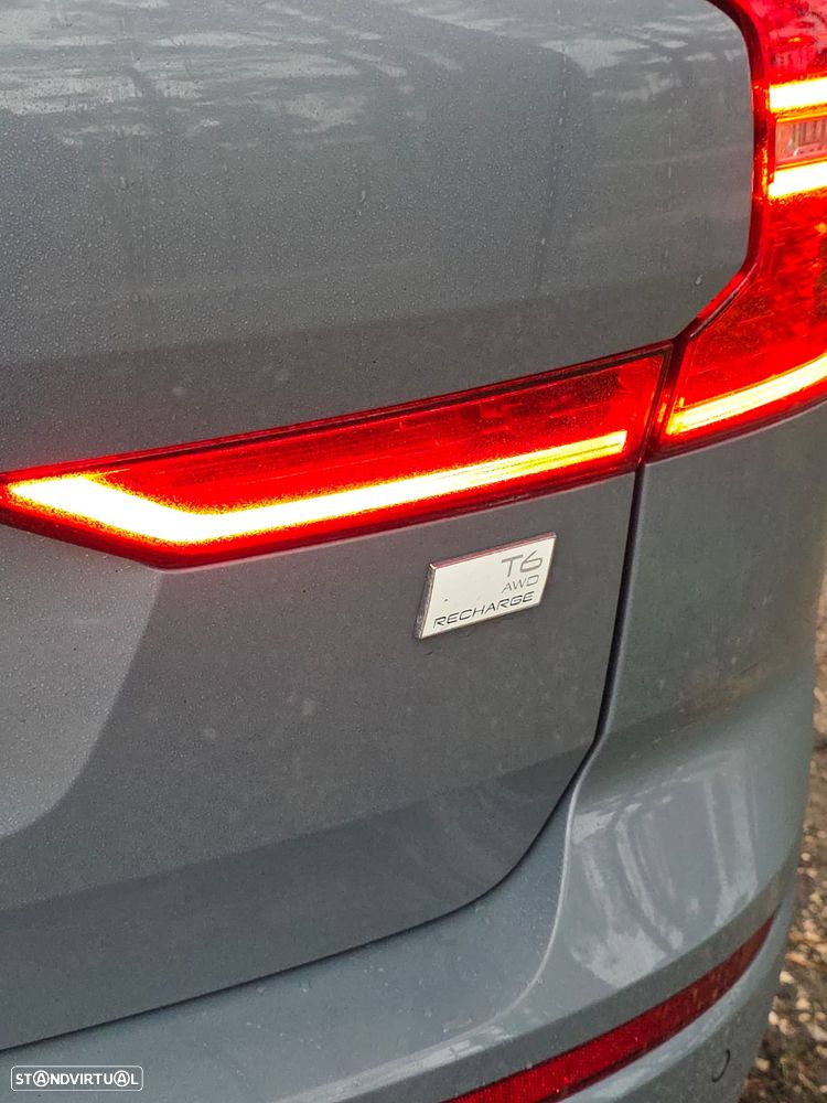Volvo XC 60 2.0 T6 PHEV R-Design AWD - 7