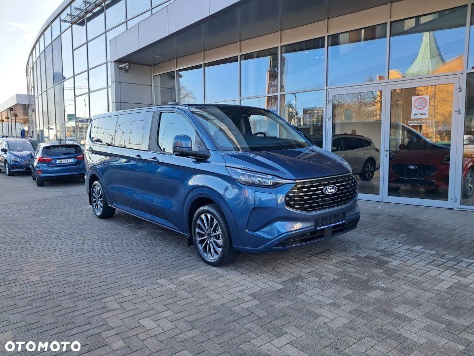 Ford Tourneo Custom - 7