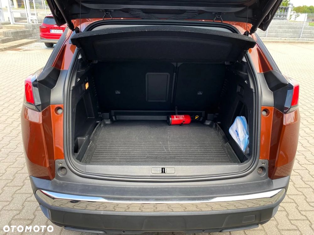 Peugeot 3008 1.2 PureTech Allure Pack S&S EAT8 - 18