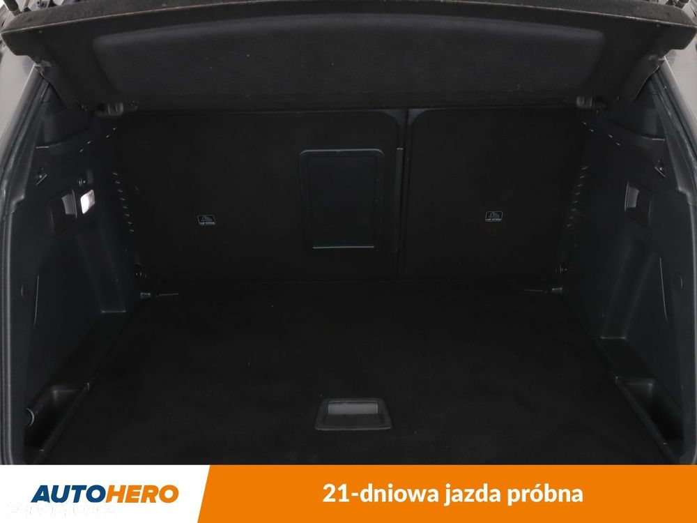 Peugeot 3008 - 18