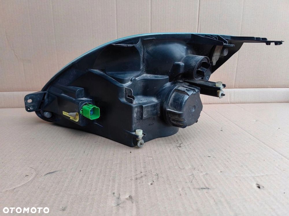 Lampa PRAWA prawy przód Ford Fiesta MK5 MK6 2S6X-13W029-AJ oryginalna - 5
