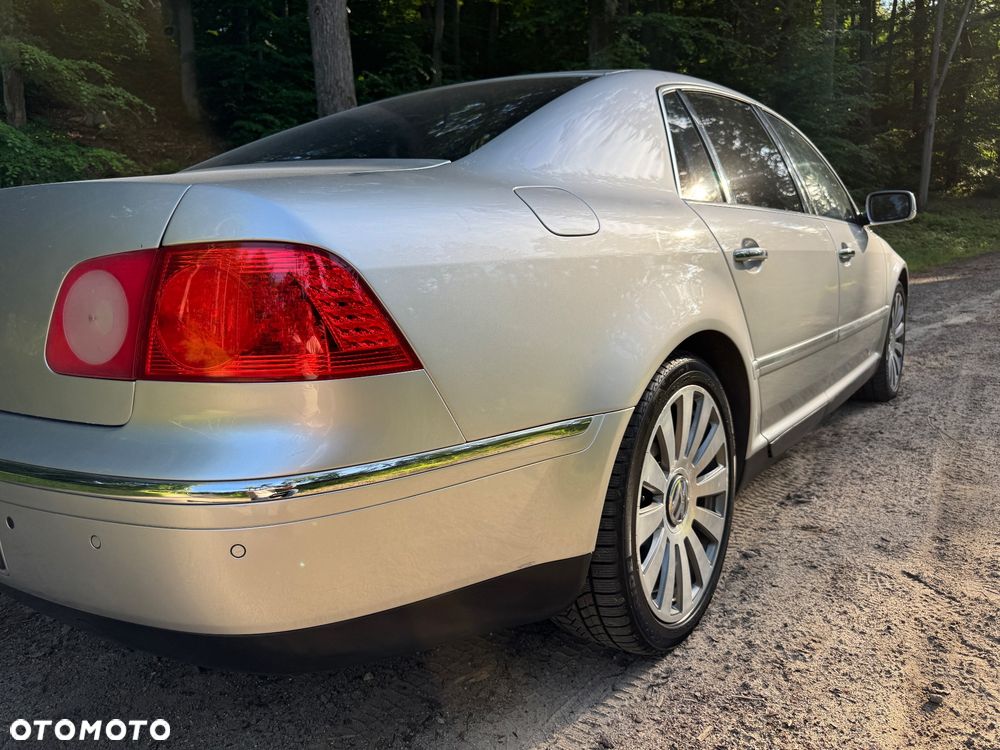 Volkswagen Phaeton 3.2 V6 Tiptr (5 os.) - 24