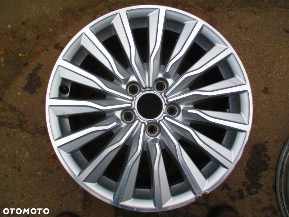 AUDI 17'' A3 8V0 ORYGINAŁ!!! - 1